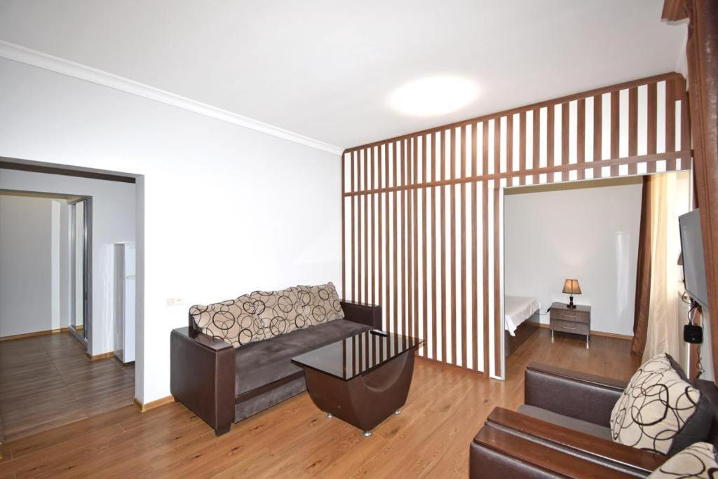 Apartament 74/3New Building In The Center Of The Capital Erywań Zewnętrze zdjęcie