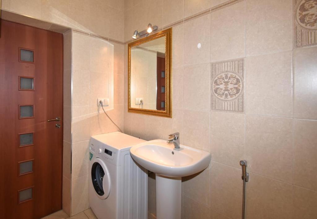 Apartament 74/3New Building In The Center Of The Capital Erywań Zewnętrze zdjęcie